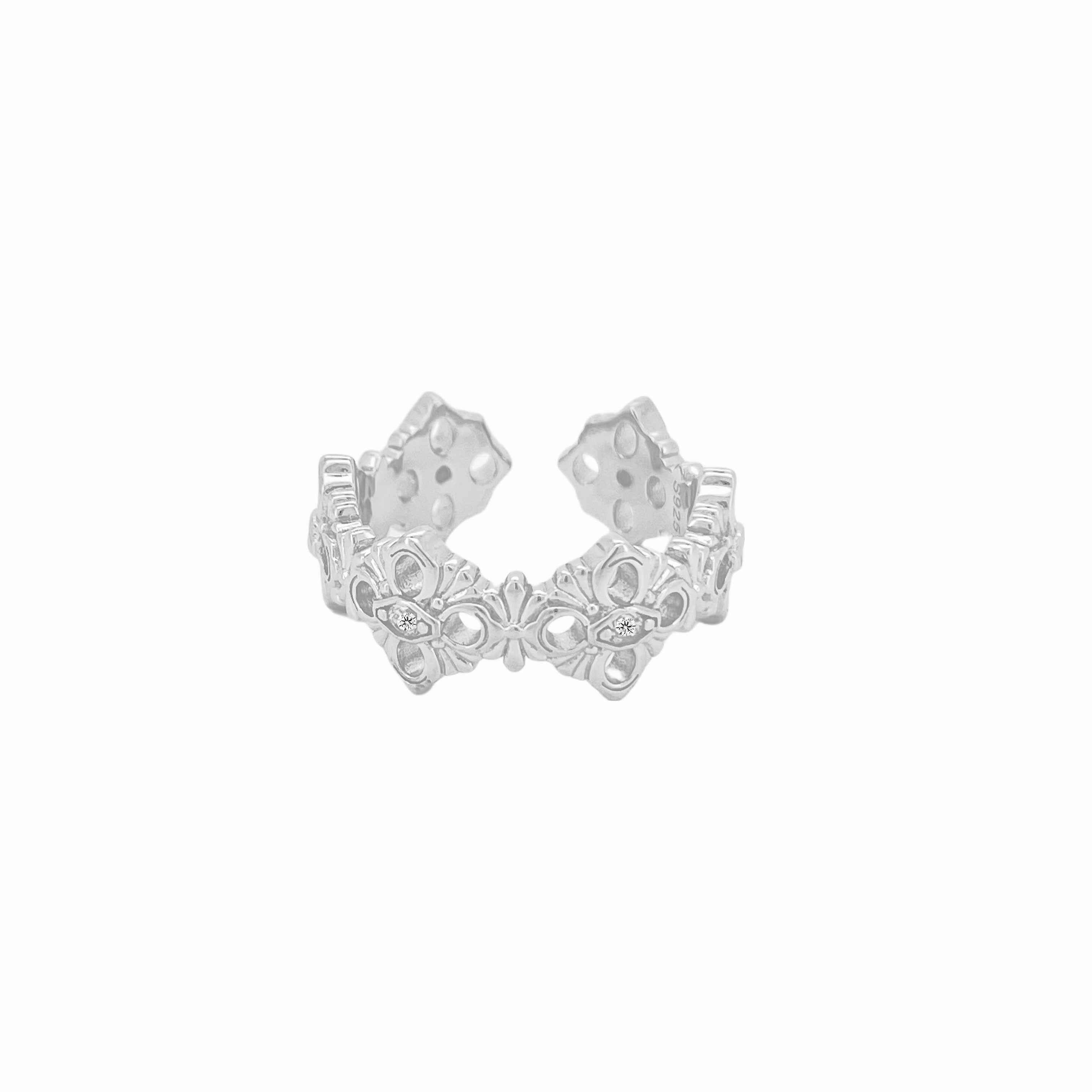 Van Cleef & Arpels Floral Diamond Ring